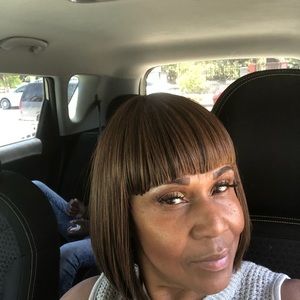 Meet your Posher, Anita